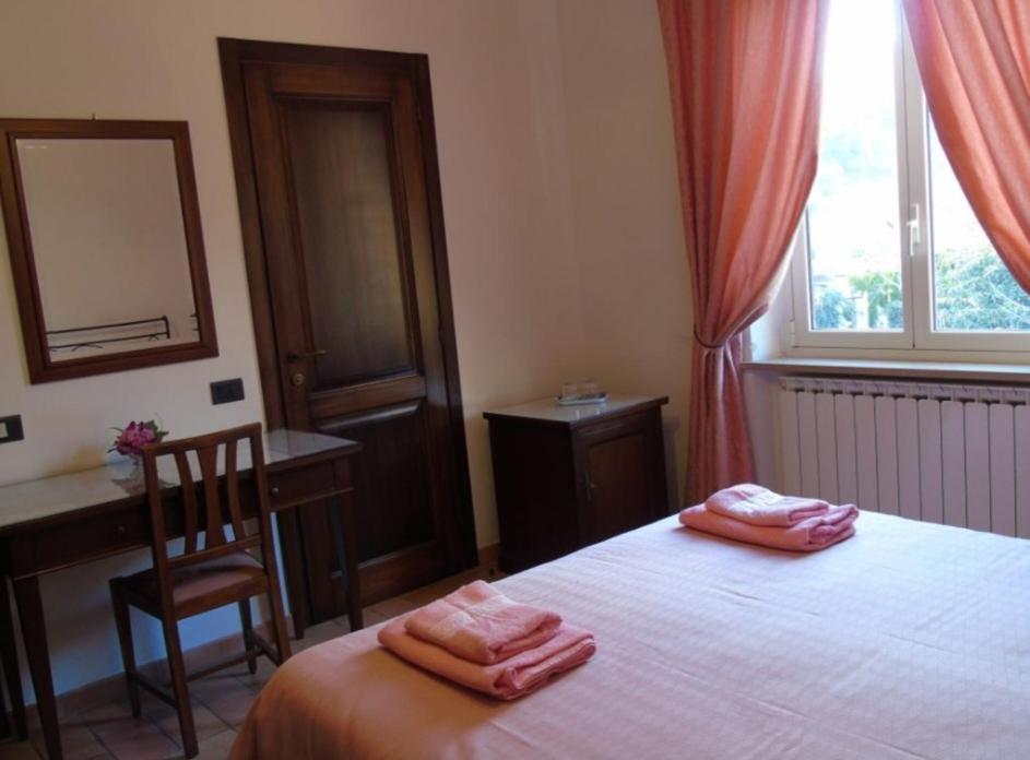 Agriturismo Camera Rosa Todi Eksteriør bilde